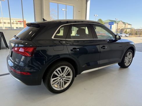 Used 2018 Audi Q5 2.0T Premium Plus w/ Premium Plus Package image 6