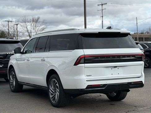 Used 2025 Lincoln Navigator L Reserve image 50