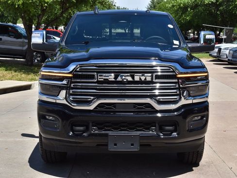 Used 2026 RAM 2500 Laramie AWD/4WD image 3