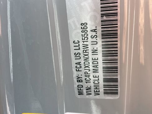 Used 2024 Jeep Wrangler Willys image 35