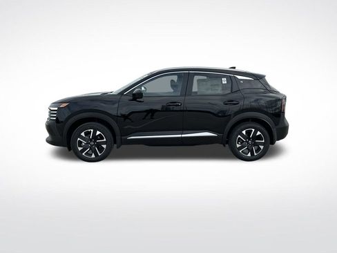 New 2026 Nissan Kicks SV w/ SV Premium Package image 2