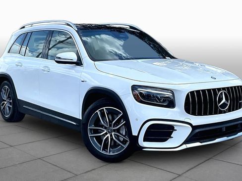 Used 2025 Mercedes-Benz GLB 35 AMG 4MATIC image 5