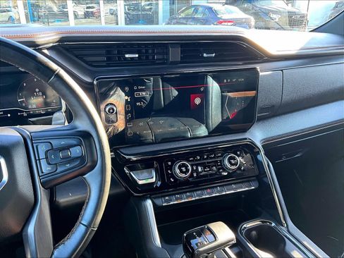 Used 2023 GMC Sierra 1500 AT4 w/ Technology Package image 17