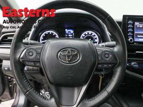 Used 2024 Toyota Camry SE FWD image 10