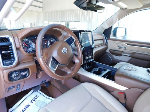 Used 2022 RAM 1500 Laramie w/ Laramie Southwest Edition image 11