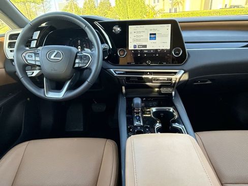 Used 2026 Lexus RX 350 FWD w/ Accessory Package (Z1) image 19