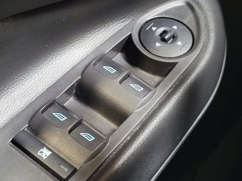 Used 2018 Ford Escape SE image 27