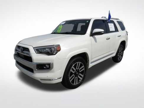Used 2022 Toyota 4Runner Limited image 3