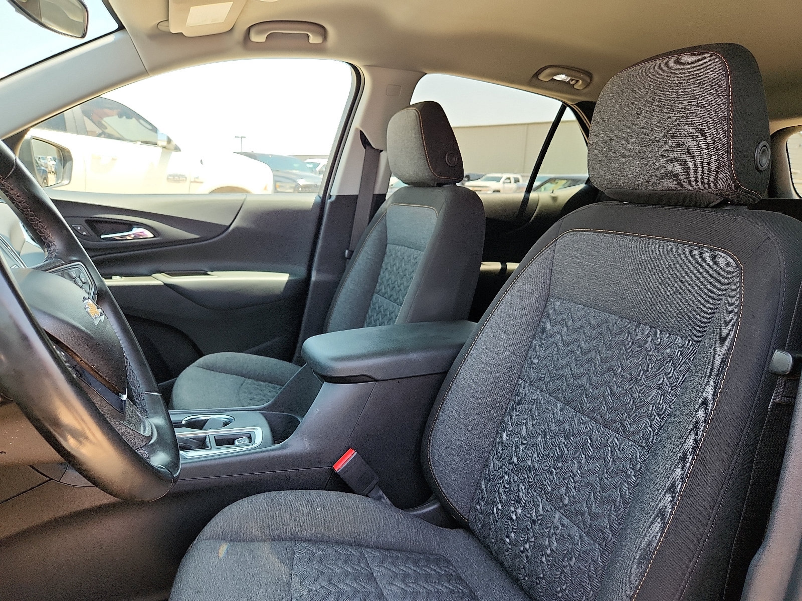 Used 2023 Chevrolet Equinox LT w/ Driver Convenience Package FWD image 13