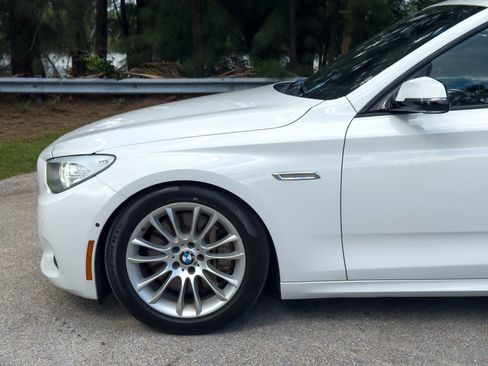 Used 2016 BMW 550i Gran Turismo xDrive image 28