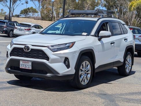 Used 2025 Toyota RAV4 XLE Premium FWD image 11