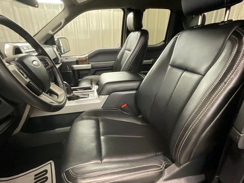 Used 2019 Ford F150 Lariat w/ Equipment Group 502A Luxury image 10