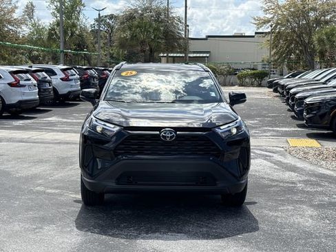 Used 2025 Toyota RAV4 XLE w/ Convenience Package image 4