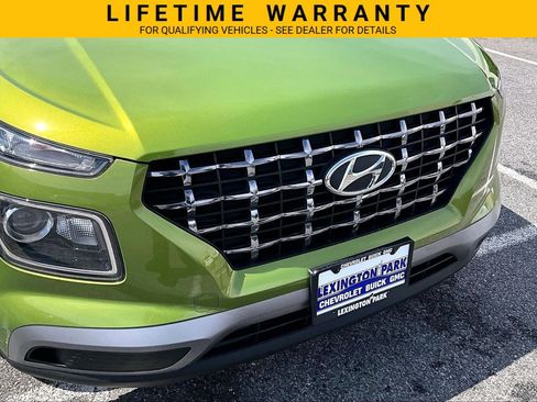 Used 2022 Hyundai Venue SEL w/ Cargo Package FWD image 31