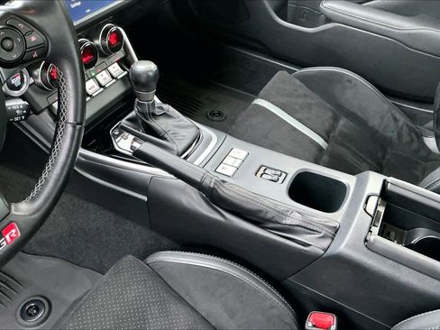 Used 2023 Toyota GR86 Premium image 19