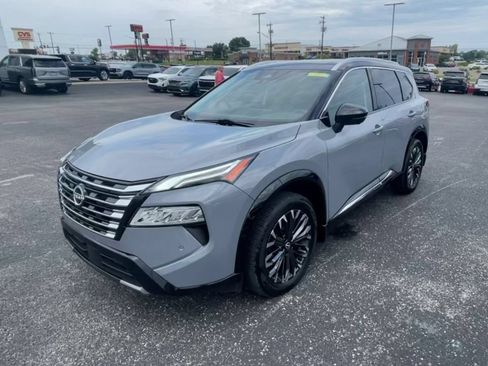 Used 2024 Nissan Rogue Platinum AWD/4WD image 5