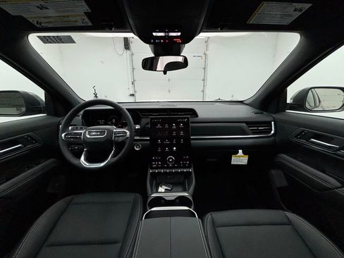 New 2026 GMC Terrain Elevation w/ Elevation Premium Package image 2