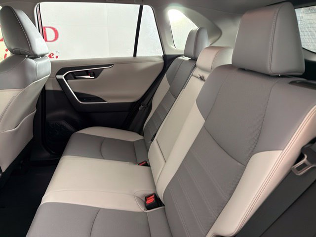 Used 2019 Toyota RAV4 Limited w/ Limited Grade Weather Package AWD/4WD image 24