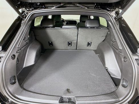 New 2026 Chevrolet Equinox EV LT image 19