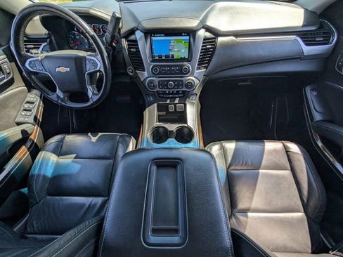Used 2019 Chevrolet Tahoe LT w/ RST Edition image 12
