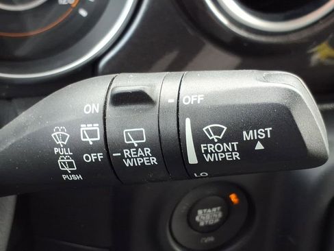 Used 2021 Jeep Wrangler Unlimited Sahara AWD/4WD image 24