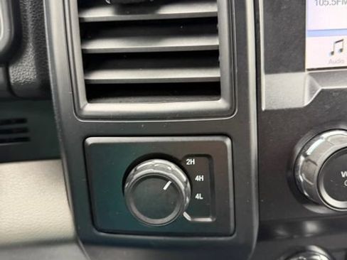 Used 2019 Ford F150 XL w/ Equipment Group 101A Mid AWD/4WD image 18