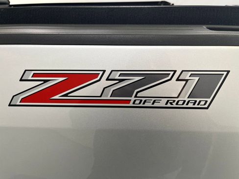 Used 2018 Chevrolet Colorado Z71 AWD/4WD image 45