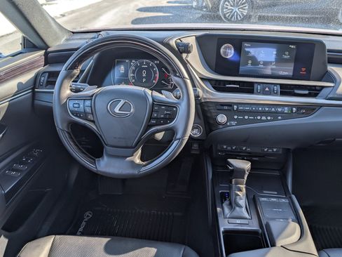 Certified 2021 Lexus ES 250 w/ Premium Package image 14