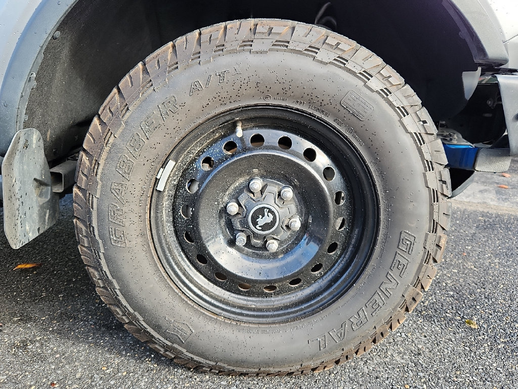 Used 2022 Ford Bronco Black Diamond AWD/4WD image 8