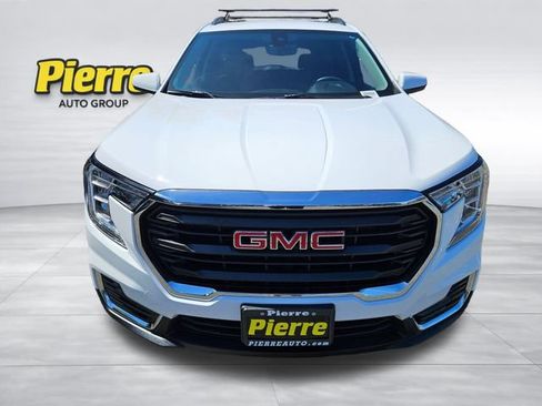 Used 2022 GMC Terrain SLE w/ Driver Convenience Package AWD/4WD image 9