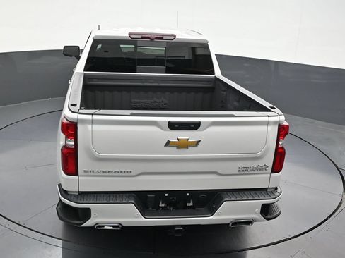 Used 2024 Chevrolet Silverado 1500 High Country AWD/4WD image 19