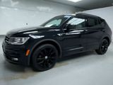 Used 2021 Volkswagen Tiguan SE R-Line image 4