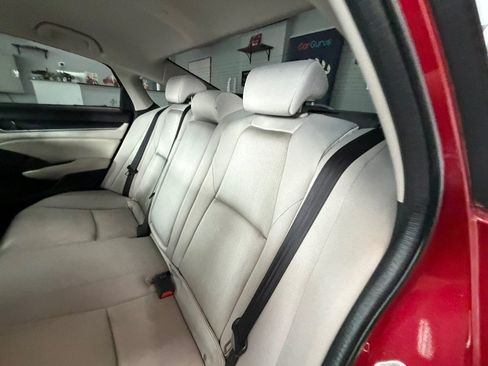 Used 2020 Honda Accord Hybrid image 21