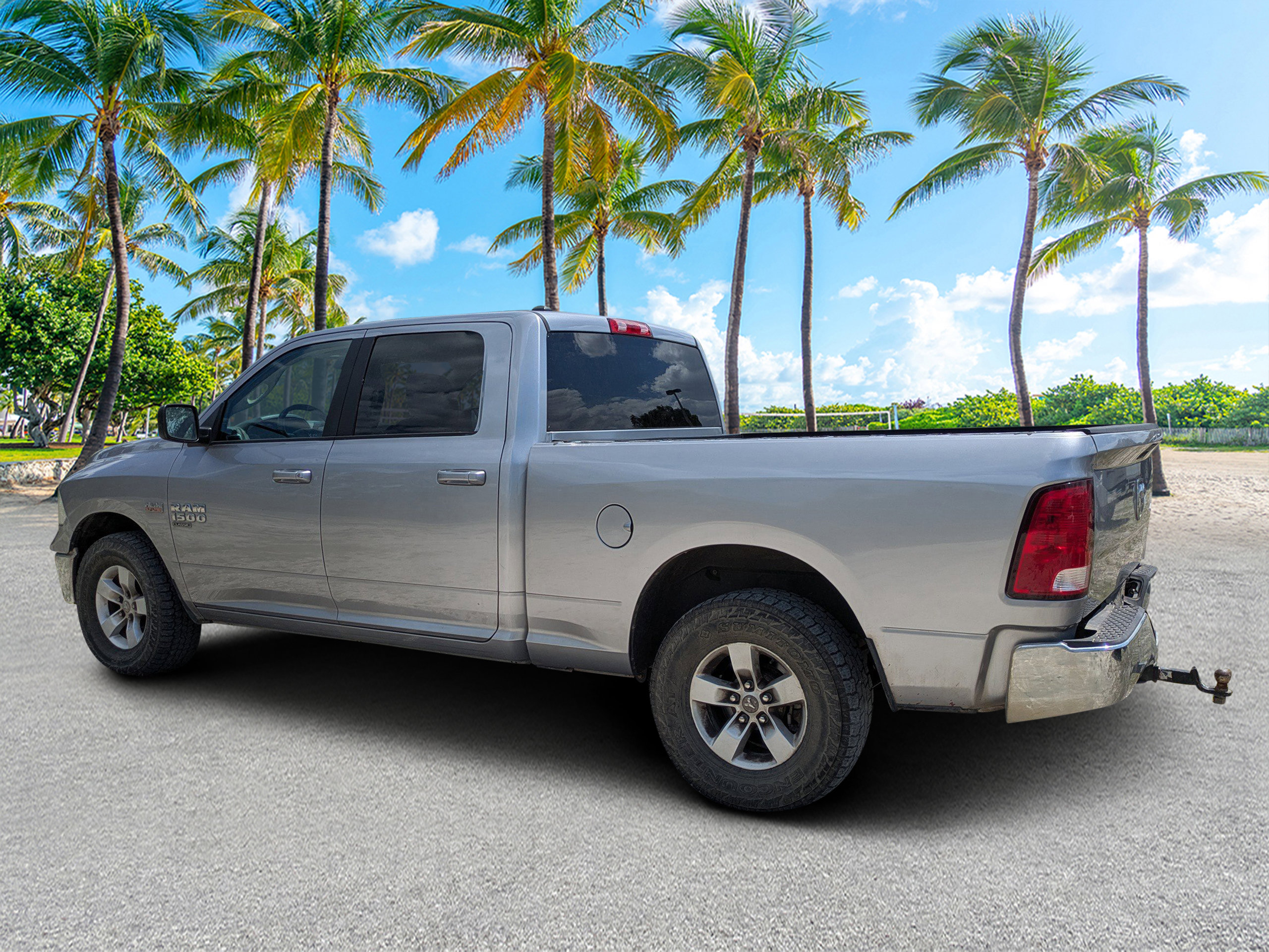 Used 2021 RAM 1500 Classic SLT AWD/4WD image 6