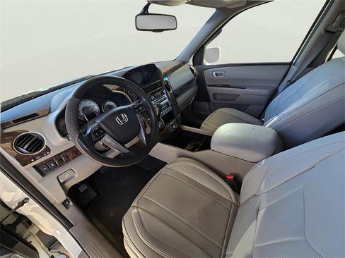 Used 2015 Honda Pilot Touring image 45