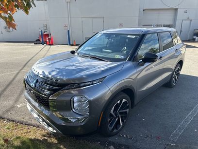 Used 2022 Mitsubishi Outlander SE