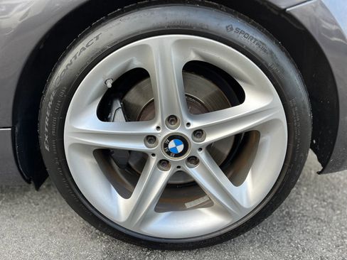 Used 2008 BMW 135i Coupe image 22