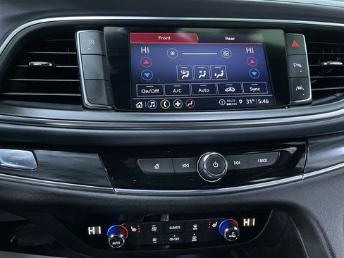 Used 2023 Buick Enclave Essence image 22