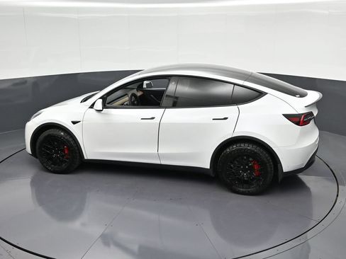 Used 2021 Tesla Model Y Performance AWD/4WD image 22