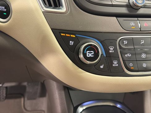 Used 2024 Chevrolet Malibu LT FWD image 36
