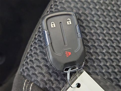 Used 2024 GMC Terrain SLE image 35