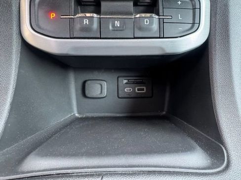 Used 2023 GMC Acadia SLT AWD/4WD image 31