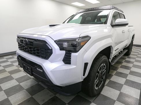 New 2026 Toyota Tacoma TRD Sport image 4