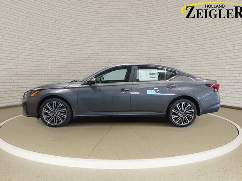 New 2026 Nissan Altima 2.5 SV AWD/4WD image 8