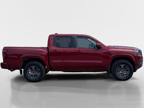 Used 2025 Nissan Frontier SV AWD/4WD image 6