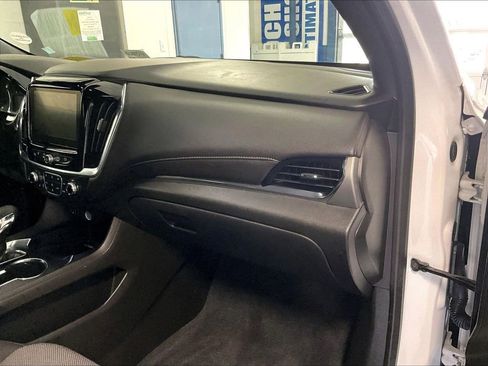 Used 2023 Chevrolet Traverse LT AWD/4WD image 13