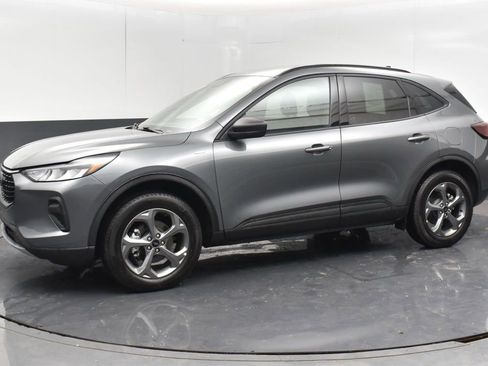 Used 2026 Ford Escape ST-Line AWD/4WD image 14