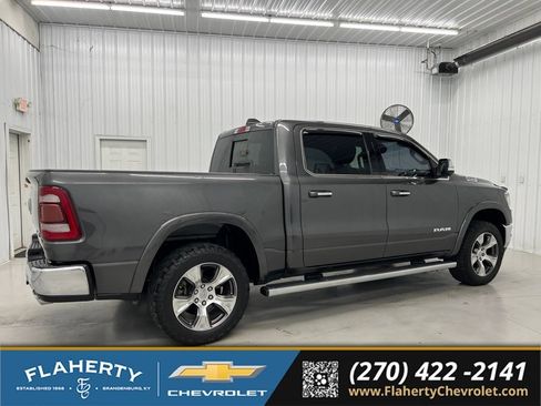 Used 2019 RAM 1500 Laramie AWD/4WD image 2