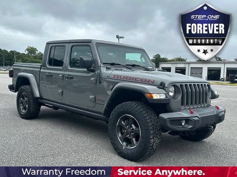 Used 2022 Jeep Gladiator Rubicon w/ Trailer Tow Package AWD/4WD image 8