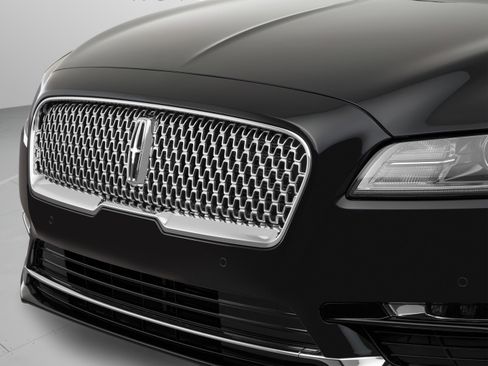 Used 2017 Lincoln Continental Reserve w/ Luxury Package image 56